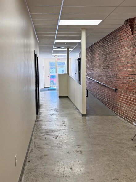 2837 Washington Ave, Saint Louis, MO à louer - Photo intérieure – Image 2 sur 9