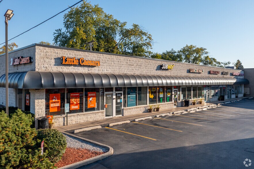 Glenview Rd, Glenview, IL à louer - Photo principale – Image 1 sur 9