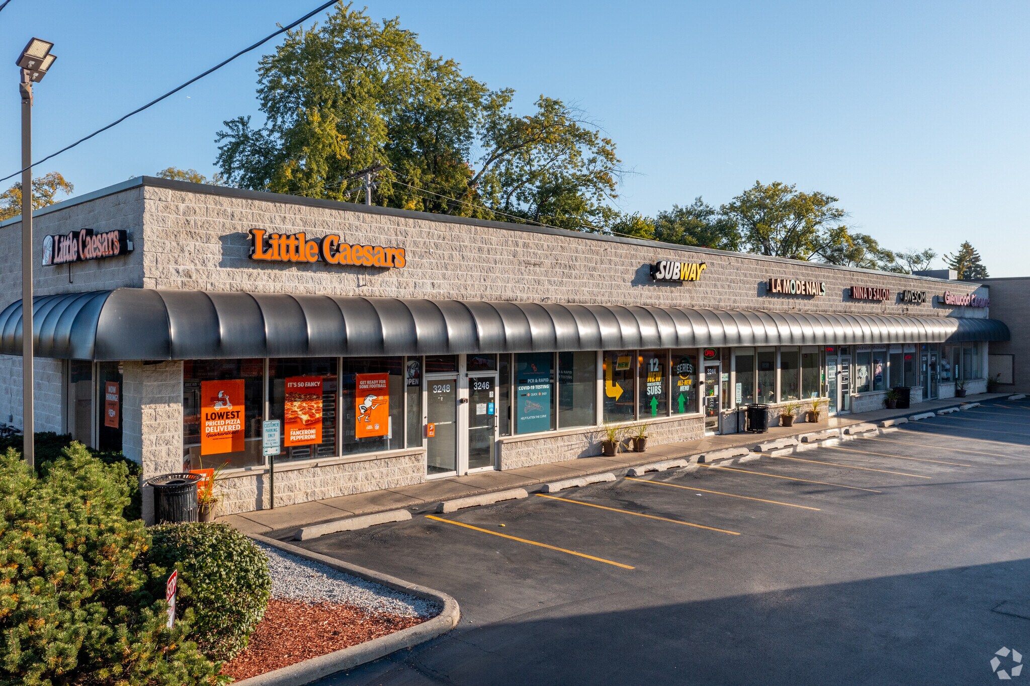 Glenview Rd, Glenview, IL à louer Photo principale– Image 1 sur 10