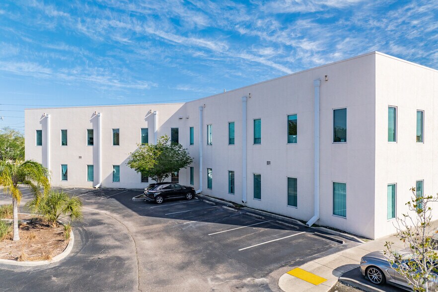 3180 Curlew Rd, Oldsmar, FL à louer - Photo de l’immeuble – Image 3 sur 5