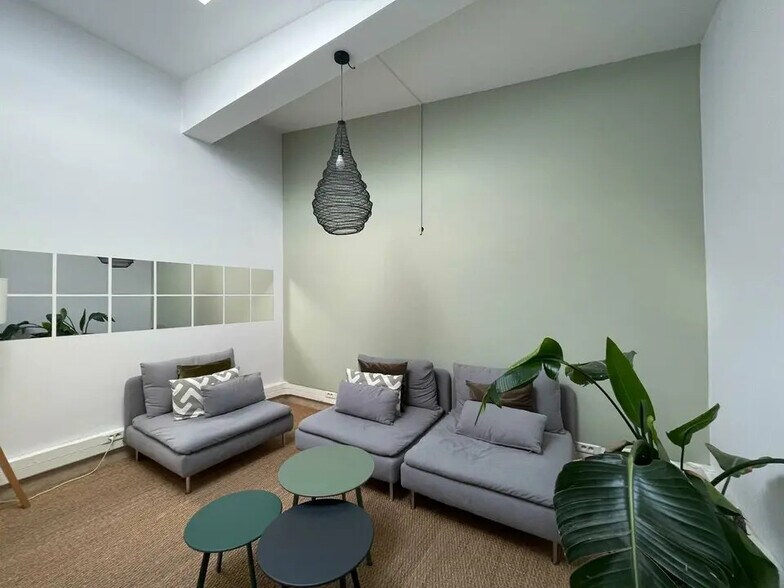 Bureau dans Nice à louer - Photo de l’immeuble – Image 1 sur 10