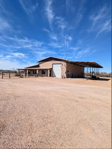 2794 West Skyline Rd, Benson, AZ à louer - Photo de l’immeuble – Image 3 sur 9