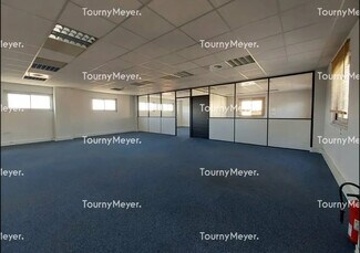 Plus de détails pour Bureau à louer