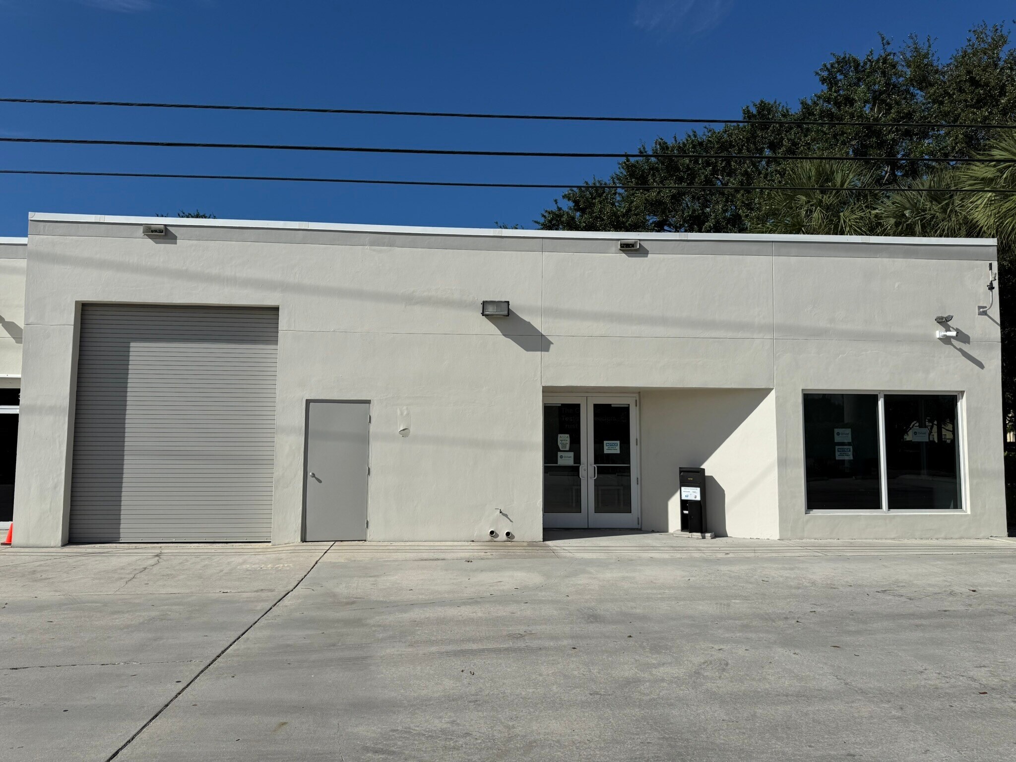 3020 Fairlane Farms Rd, Wellington, FL à louer Photo de l’immeuble– Image 1 sur 9