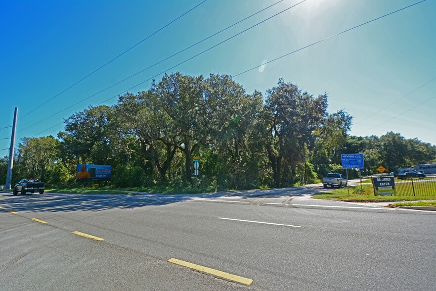 2610 Midway Rd, Fernandina Beach, FL à vendre - Photo intérieure – Image 3 sur 8