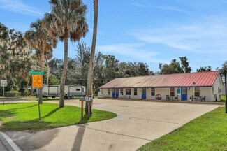 Plus de détails pour 413 Elm St, Welaka, FL - Local commercial à vendre