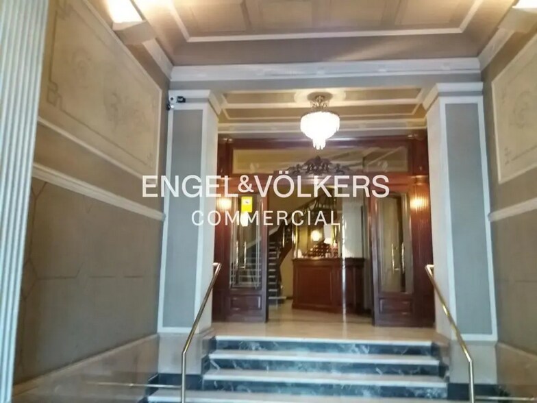 Bureau dans Barcelone, Barcelona à vendre - Photo intérieure – Image 2 sur 15
