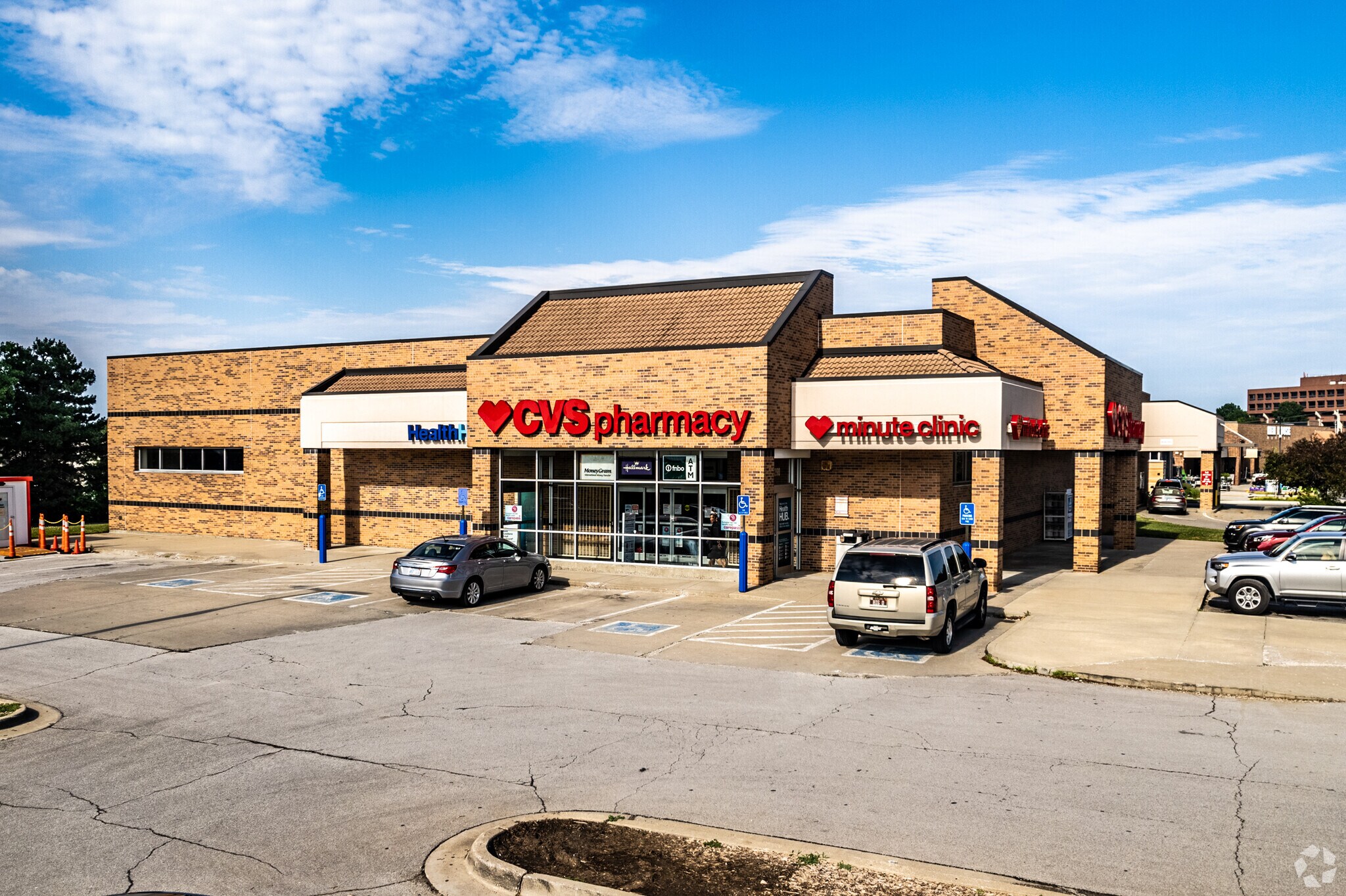 11920-12202 College Blvd, Overland Park, KS à louer Photo de l’immeuble– Image 1 sur 6