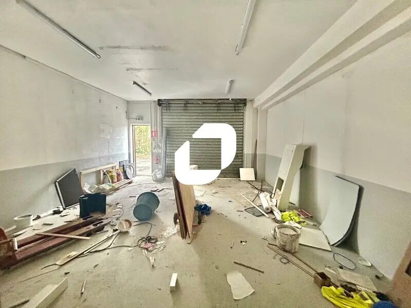 Bureau dans Montigny-lès-Cormeilles à louer Photo de l’immeuble– Image 1 sur 13