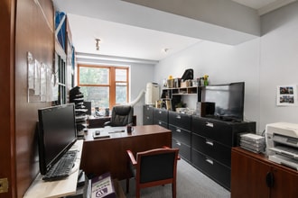 1026 Davie St, Vancouver, BC à louer Photo intérieure– Image 1 sur 3
