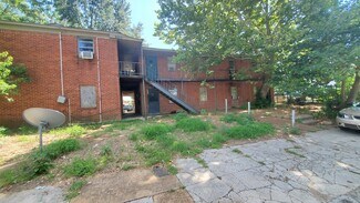 Plus de détails pour 665 E Pontotoc Ave, Memphis, TN - Logement à vendre