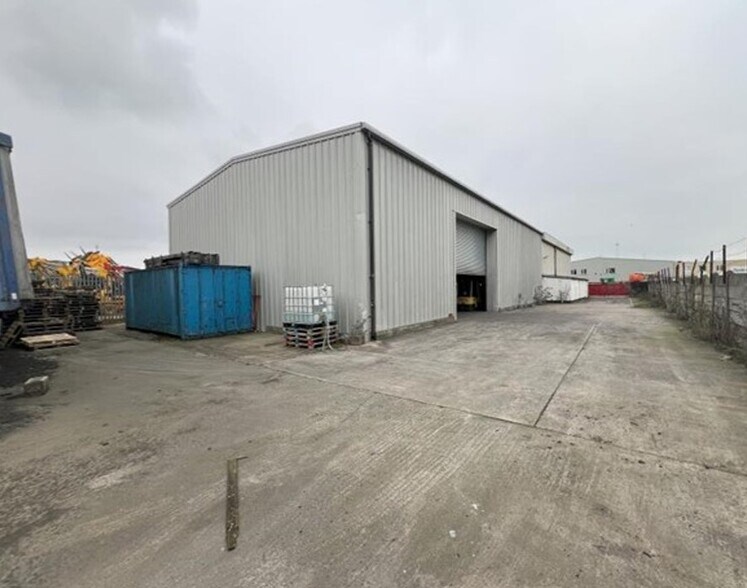 115 Burcott Rd, Avonmouth à louer - Photo de l’immeuble – Image 2 sur 2