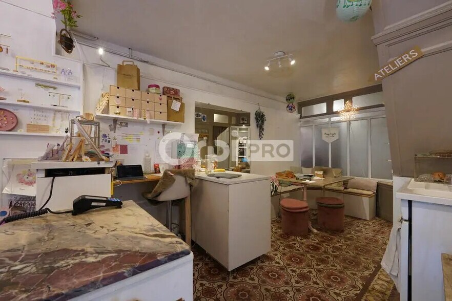 Local commercial dans Lyon à louer - Photo de l’immeuble – Image 3 sur 9