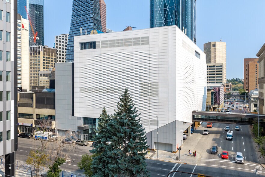 130 9th Ave SE, Calgary, AB à louer - Photo de l’immeuble – Image 1 sur 2
