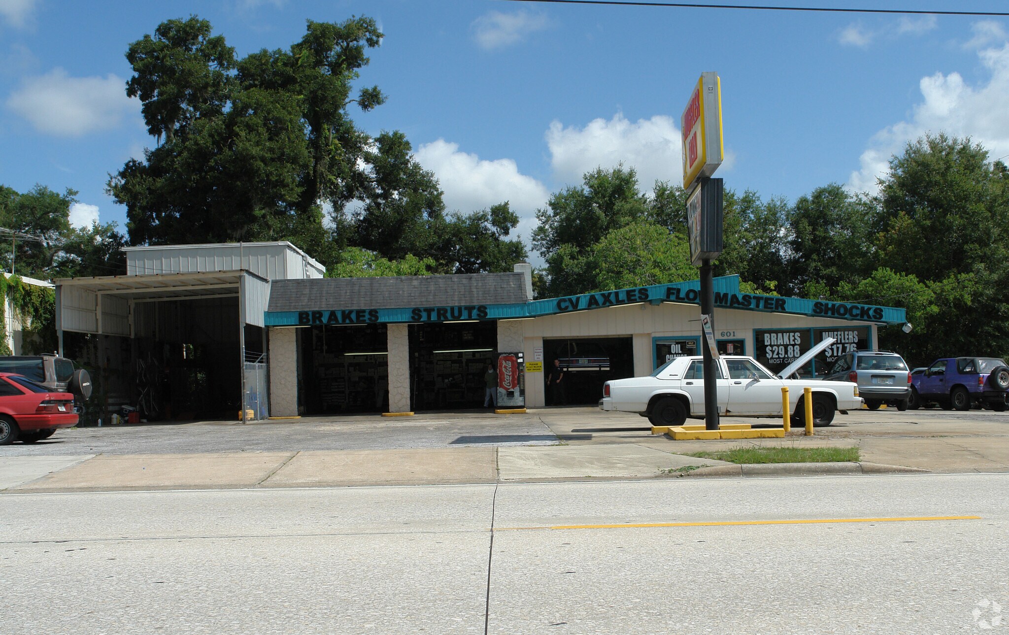 601 W New York Ave, Deland, FL à vendre Photo principale– Image 1 sur 3