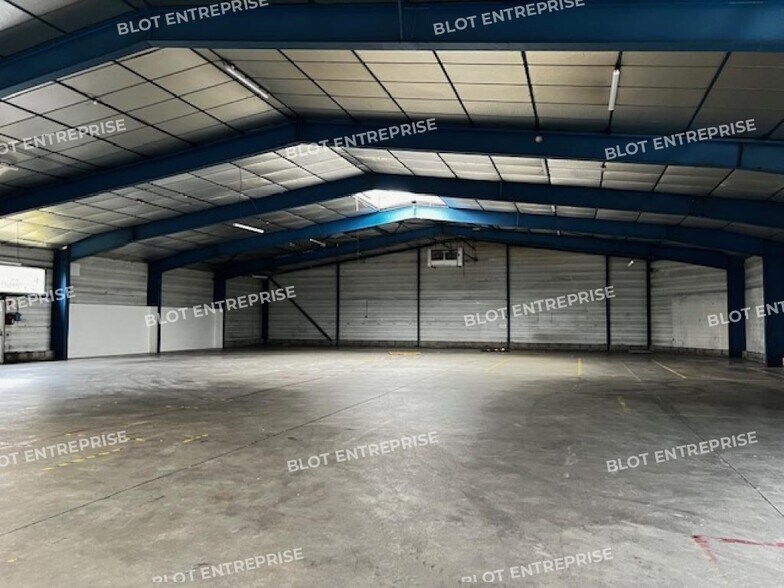 Local d'activités dans Trégueux à vendre - Photo intérieure – Image 1 sur 4