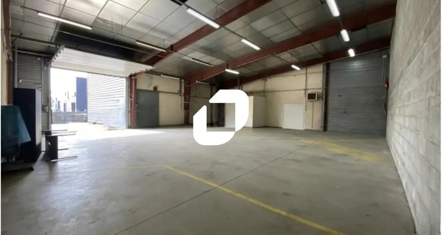 Bureau dans Couëron à louer Photo de l’immeuble– Image 1 sur 10