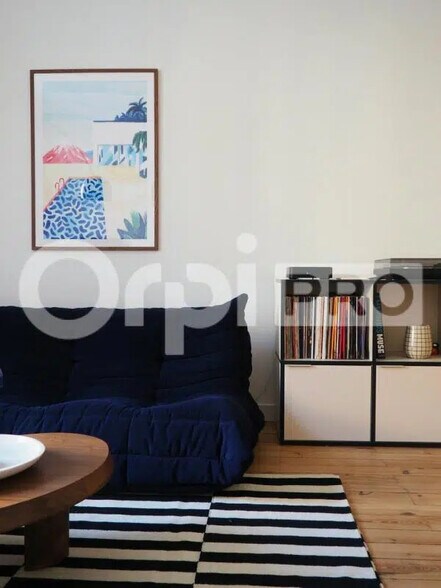 Bureau dans Vignoux-sur-Barangeon à vendre - Photo de l’immeuble – Image 1 sur 2