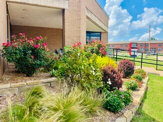 Plus de détails pour 615 E Oklahoma Ave, Enid, OK - Bureau à vendre