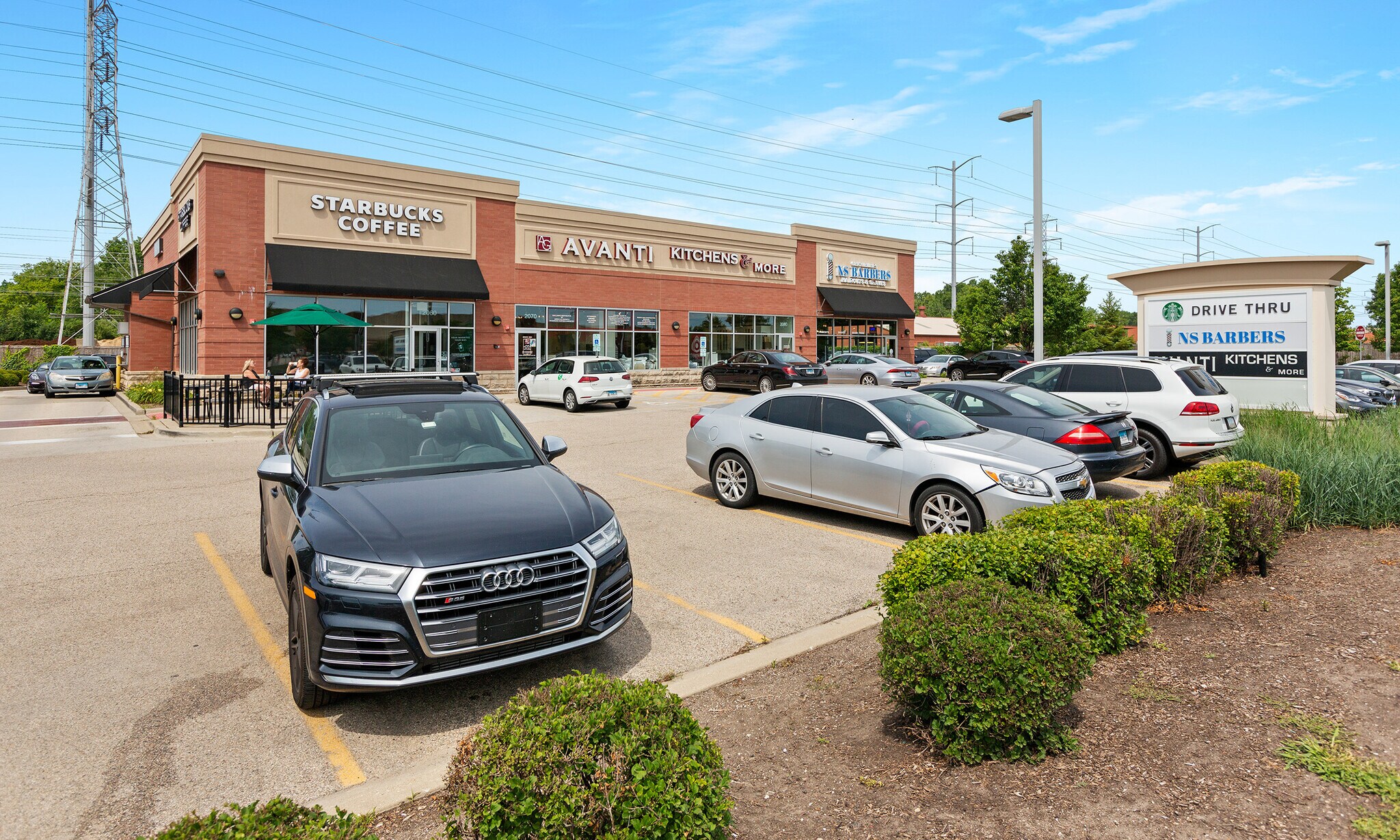 2060-2090 Skokie Valley Rd, Highland Park, IL à louer Photo principale– Image 1 sur 6