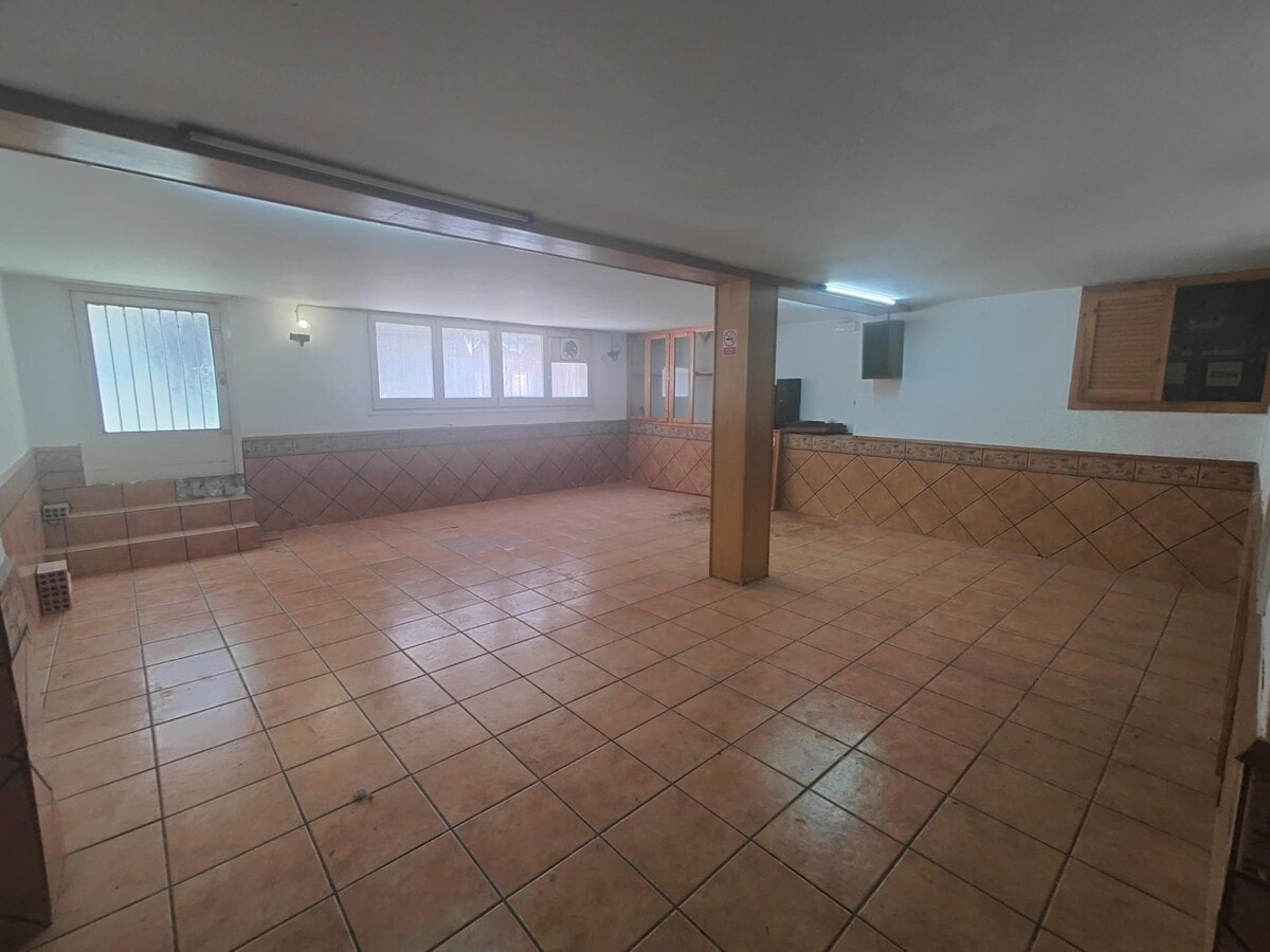 Vilanova del Camí, BAR 08788 - - - Photo intérieure - Image 1 of 9