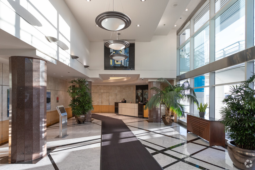 999 Canada Pl, Vancouver, BC à louer - Hall d’entrée – Image 3 sur 7