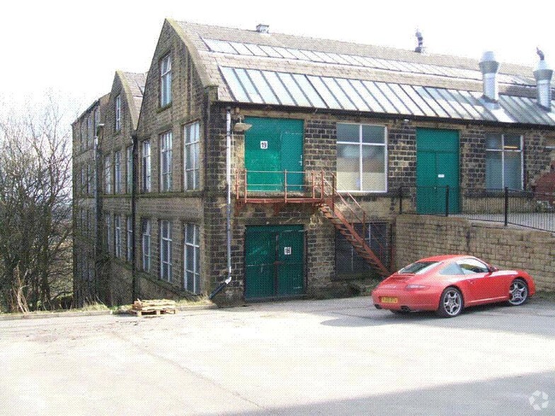 Heath House Ln, Golcar à vendre - Photo principale – Image 1 sur 5