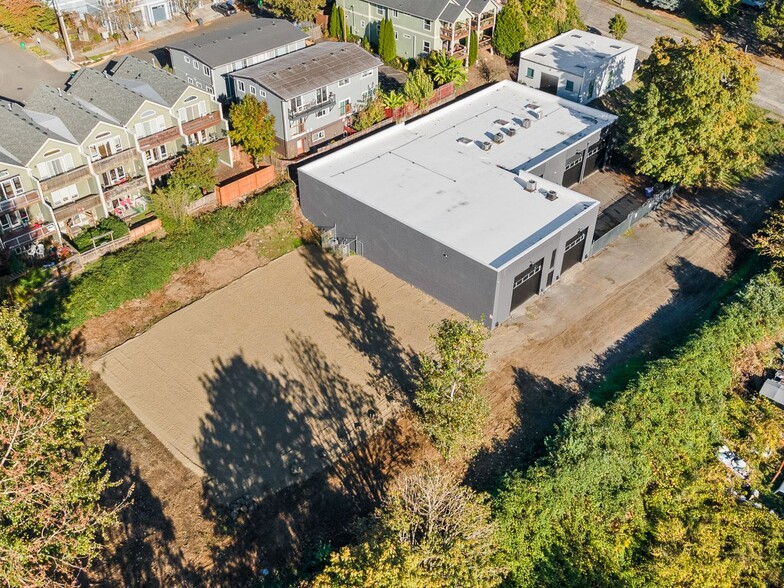 8223 N Decatur St, Portland, OR à vendre - Photo de l’immeuble – Image 3 sur 13
