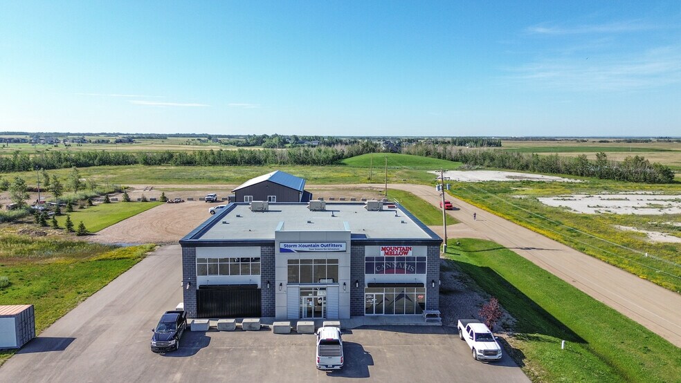 4805 75 St, Stettler, AB à vendre - Photo de l’immeuble – Image 3 sur 26