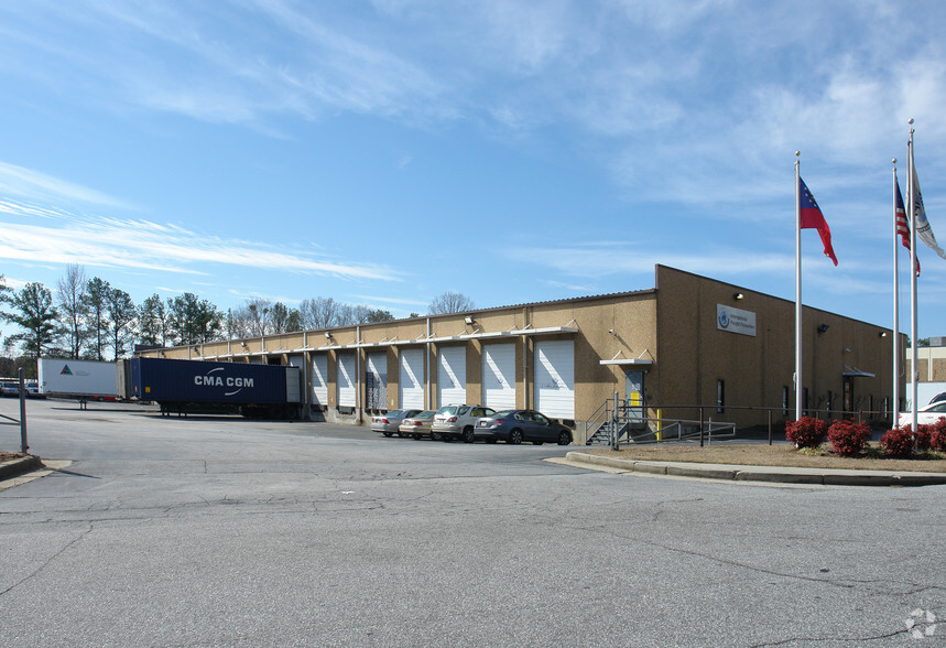 452 Plaza Dr, Atlanta, GA à louer - Photo principale – Image 1 sur 4