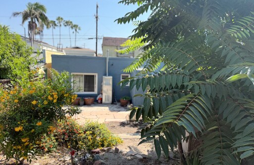 2709 Strongs Dr, Venice, CA à vendre - Photo de l’immeuble – Image 2 sur 8