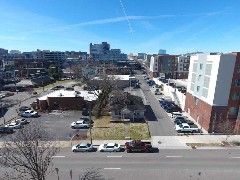 341 21st Ave N, Nashville, TN à vendre - Photo de l’immeuble – Image 3 sur 12