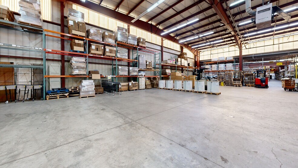 24 Spring St, Florence, MA à vendre - Numérisation 3D Matterport – Image 3 sur 35