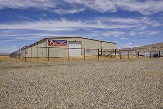 Plus de détails pour 825 Cannonball dr, Big Water, UT - Local d'activités à louer