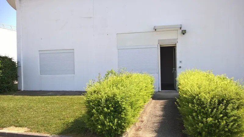 Bureau dans Chambéry à louer - Photo de l’immeuble – Image 1 sur 7