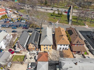 Plus de détails pour 1807 Willow Ln, Bronx, NY - Logement à vendre