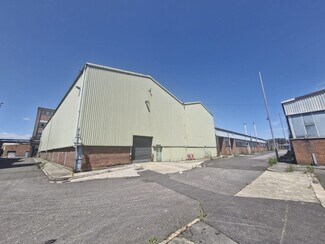 Plus de détails pour 37 Bath Rd, Melksham - Industriel/Logistique à louer