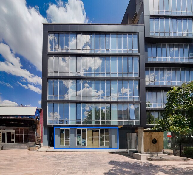 927 Atlantic Ave, Brooklyn, NY à louer - Photo de l’immeuble – Image 1 sur 1