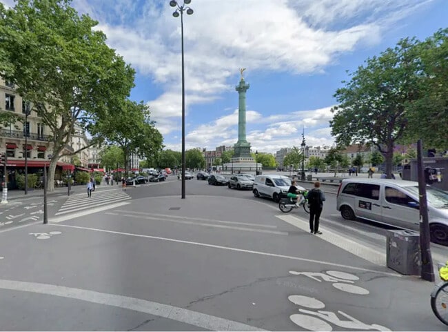 Plus de détails pour Local commercial à louer