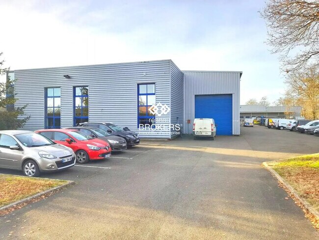 Plus de détails pour Local d'activités à louer