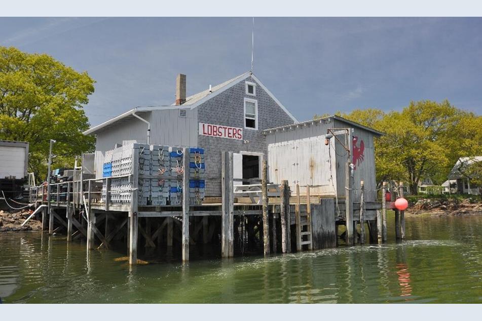 42 Langsford Rd, Kennebunkport, ME à vendre Photo principale– Image 1 sur 3