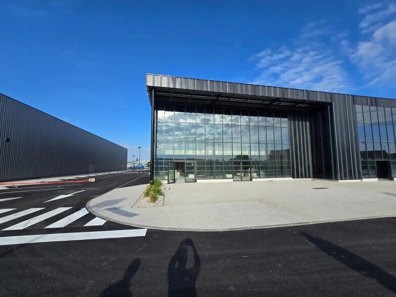 Local commercial dans Marmande à vendre - Photo de l’immeuble – Image 1 sur 3
