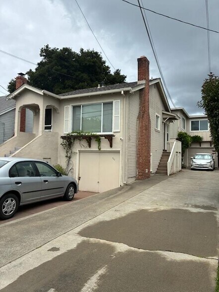 711 9th Ave, San Mateo, CA à vendre - Photo de l’immeuble – Image 1 sur 8