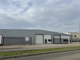 Plus de détails pour Local d'activités à louer