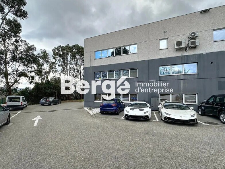 Industriel/Logistique dans Mouans-Sartoux à louer - Photo de l’immeuble – Image 3 sur 5