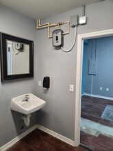 17218 Toledo Blade Blvd, Port Charlotte, FL à louer Photo intérieure– Image 2 sur 5