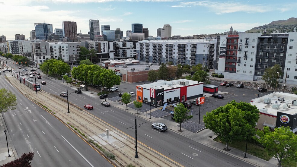 555 E 400 S, Salt Lake City, UT à louer - Photo de l’immeuble – Image 2 sur 8