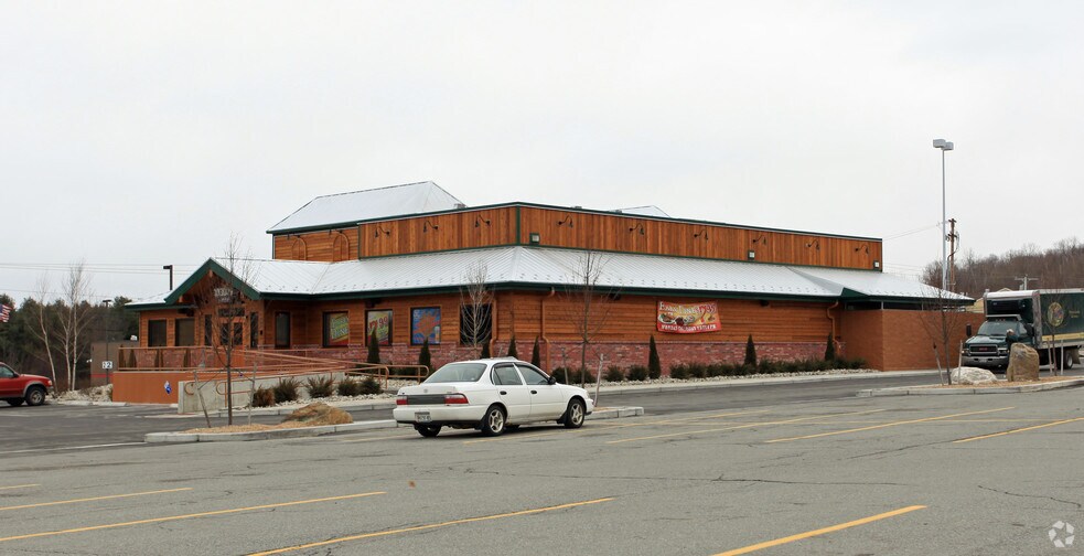 26-42 Whitten Rd, Augusta, ME à louer - Photo de l’immeuble – Image 3 sur 3