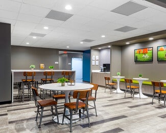 Plus de détails pour 67 Forest St, Marlborough, MA - Coworking à louer