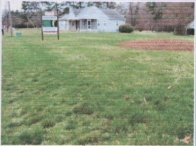 1813 Eastchester Dr, High Point, NC à louer - Photo de l’immeuble – Image 2 sur 2